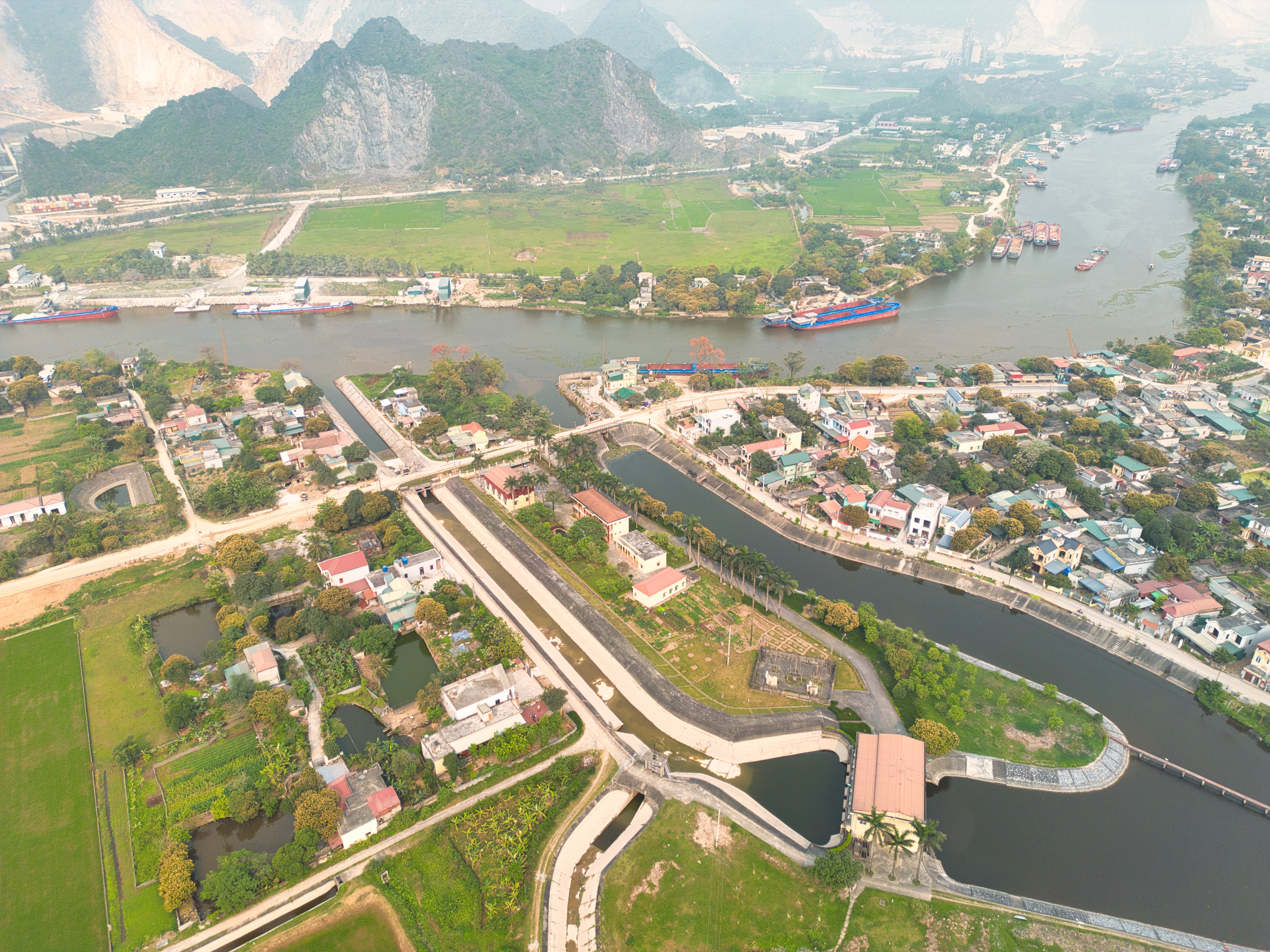 Trạm bơm điện hệ Nhâm Tràng